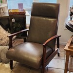 Motioncraft Retro Recliner, 42 x 28 x 36, Customizable