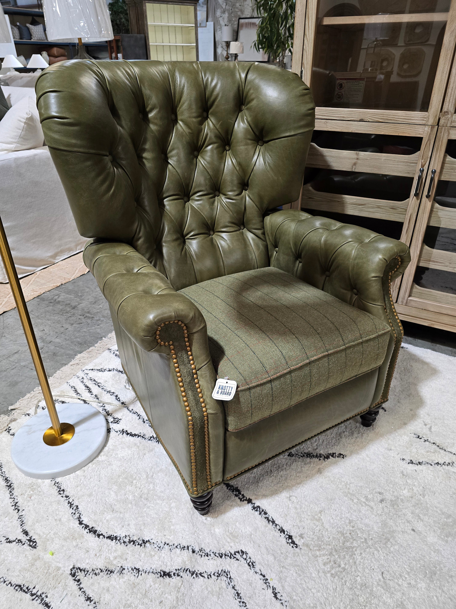 Sherrill Recliner L1662, Odelm Recliner, Green Leather w/Cont Fabric