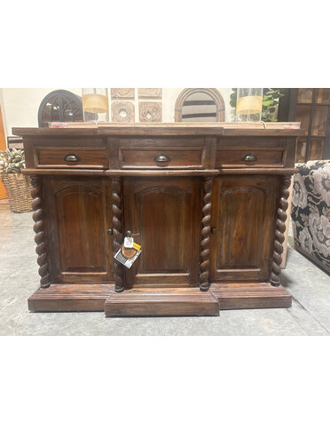 Credenza 3Drw w/RG 3Doors w/Raised Panels 53.1x19.6x36.2"H
