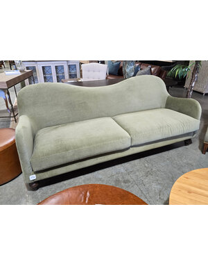 Younger Furniture Stevie Sofa 4106 Q Fabric