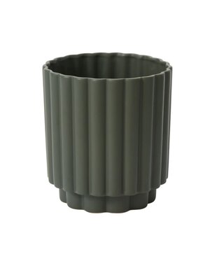 Carmen Pot 7.25 x 8.25