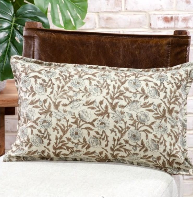 Floral Pattern Pillow 12 x 20