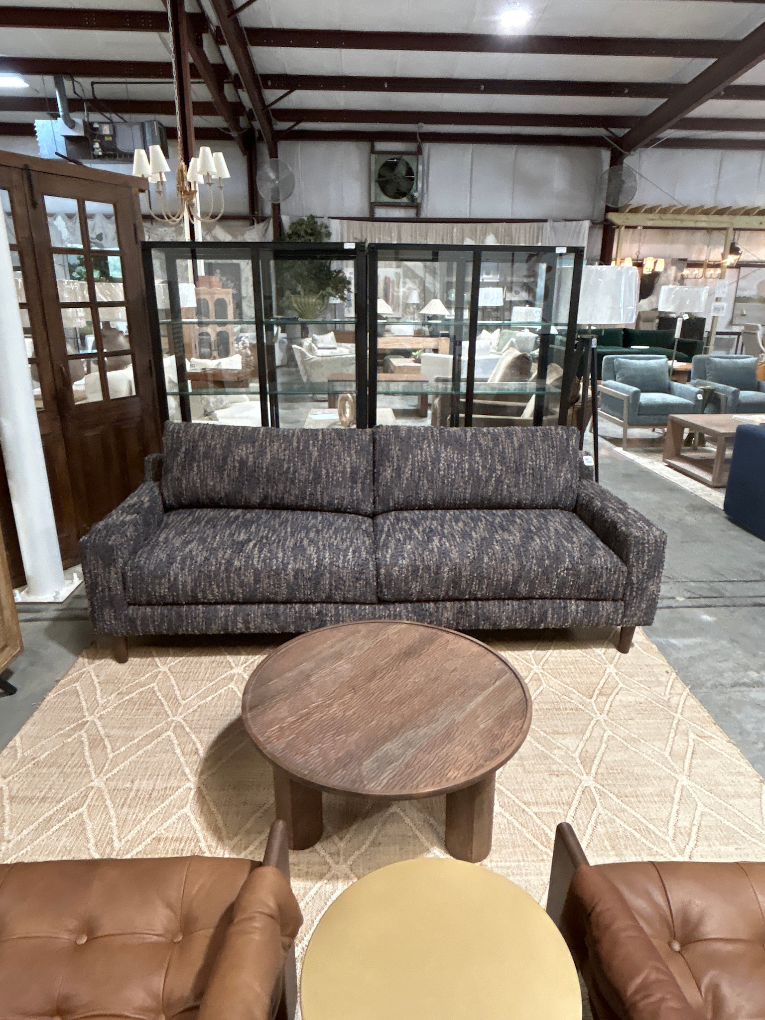 Younger Furniture Alder Sofa 90"Taper Leg, 4080 Fabric, W: 90 H: 33 D: 37