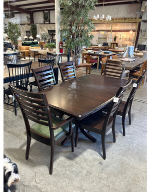 Canal Dover 42 x 72 Table, 2 12" Leaves Tobacco Finish
