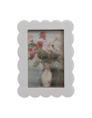 Resin Scalloped Photo Frame, White, 4 X 6 in.!!