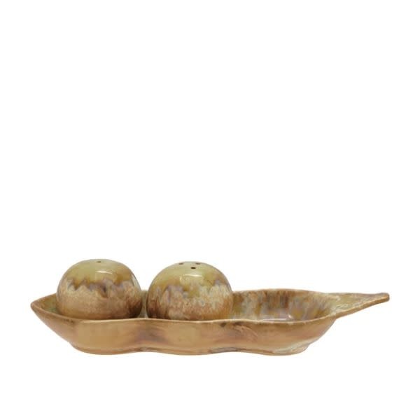 Peas in a Pod Shaped Salt & Pepper Shakers, Green