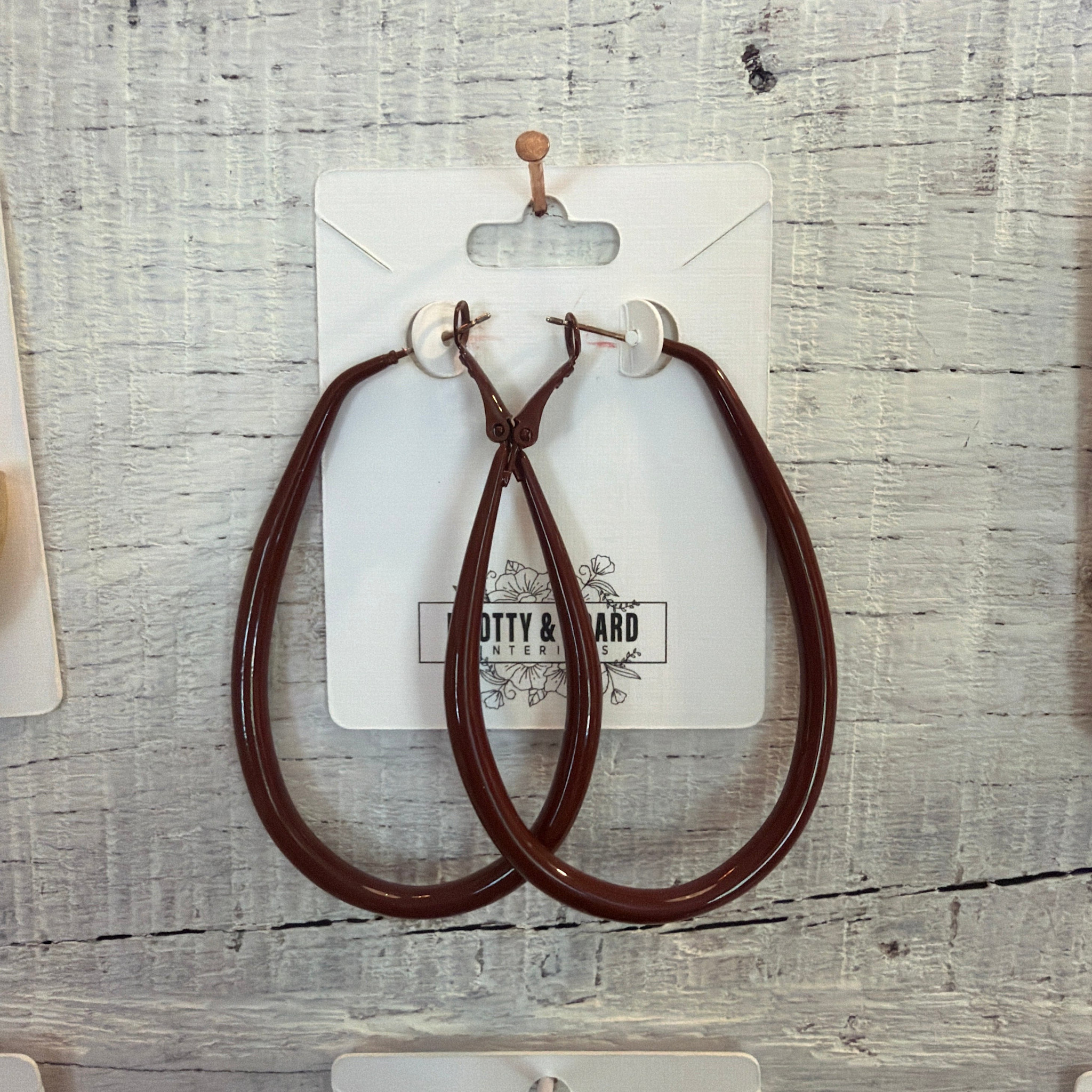 Ellemadera Vintage Red Oval Drop Hoop Earrings