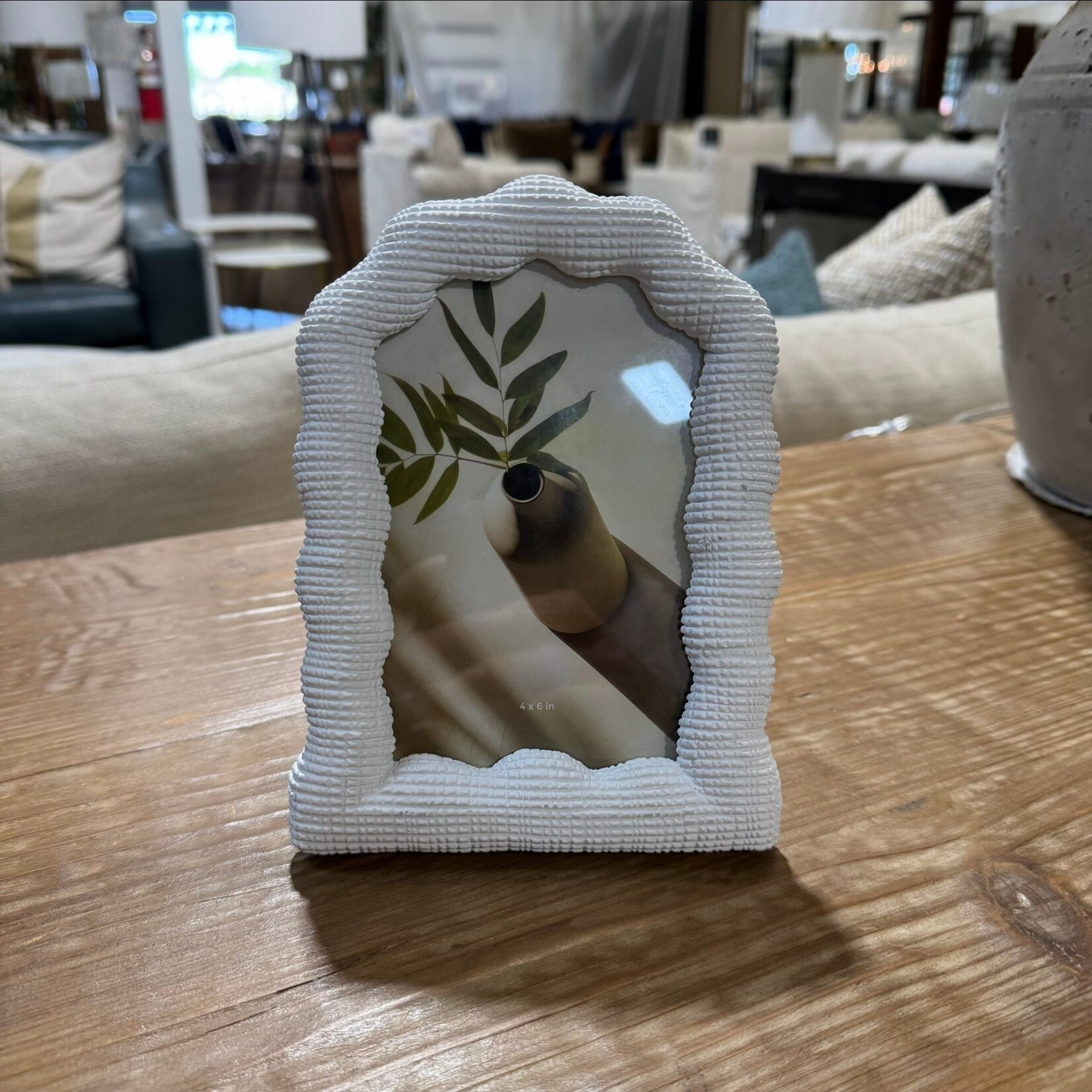 Sculptured Wavy Arch Resin Photo Frame, White, 5 X 7 in.