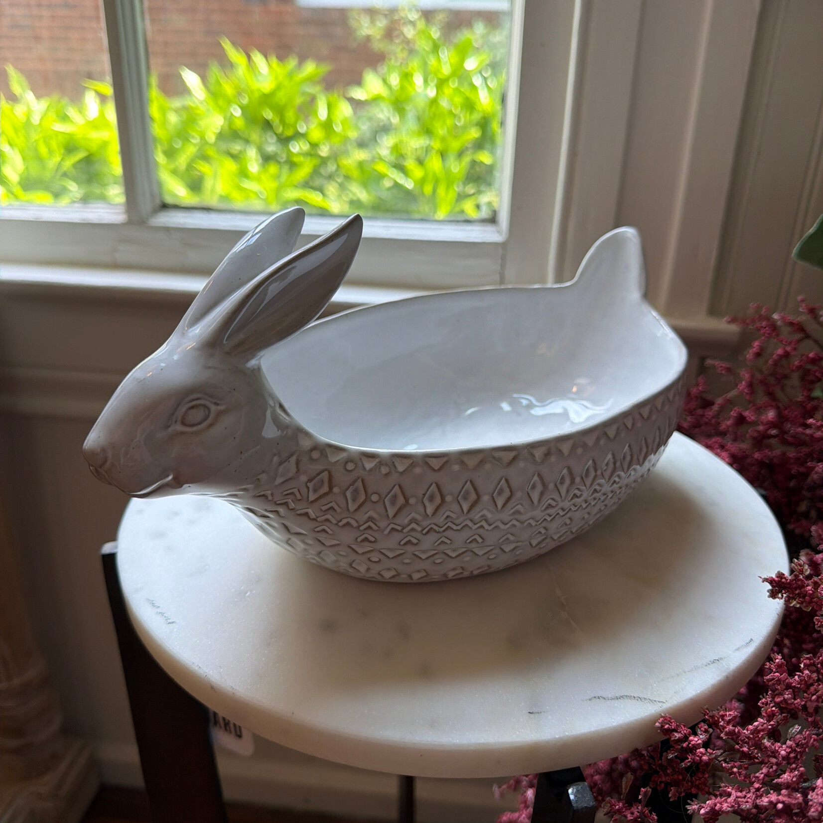 Stoneware Rabbit Bowl, 11"x 6"