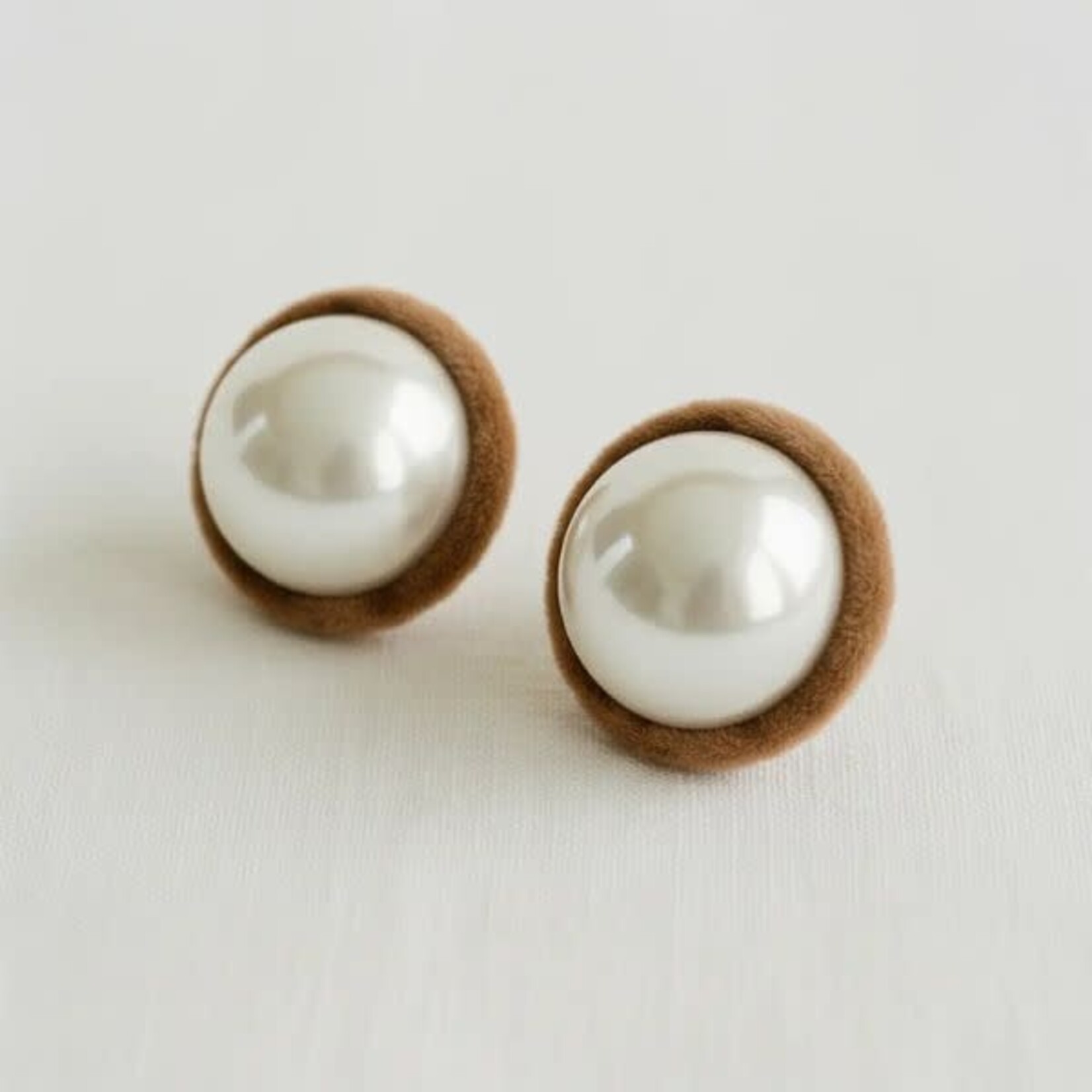 Ellemadera Geometric Flocked Pearl Stud Earrings, 0.7 in.
