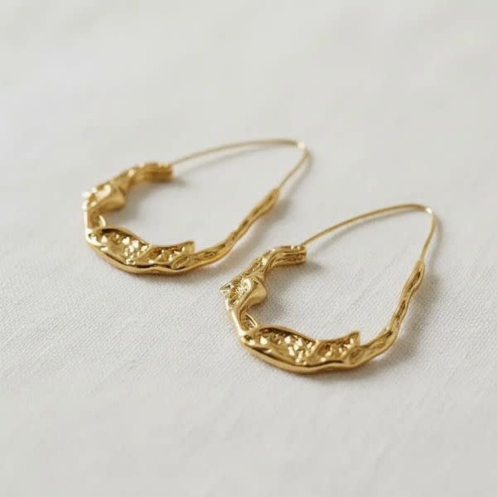 Ellemadera Lava Water Hoop Earrings, Gold, 1.5 in.