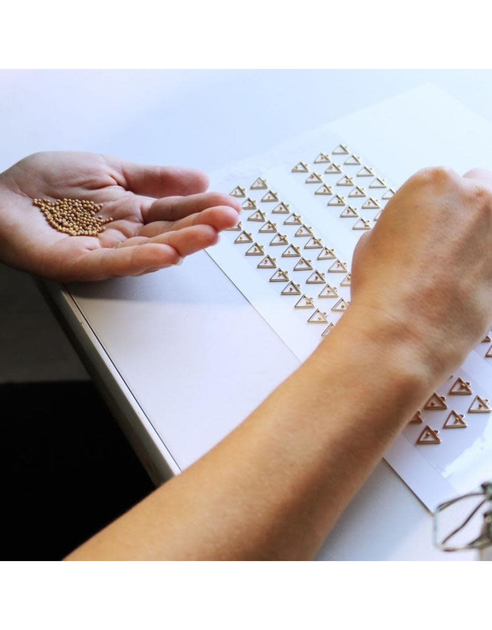 Seeds & Mountains Bible Verse Necklace - Faith (Mustard Seed)