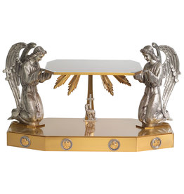 Koleys Thabor (Pedestal) with Large Antique Silver Plated Angels