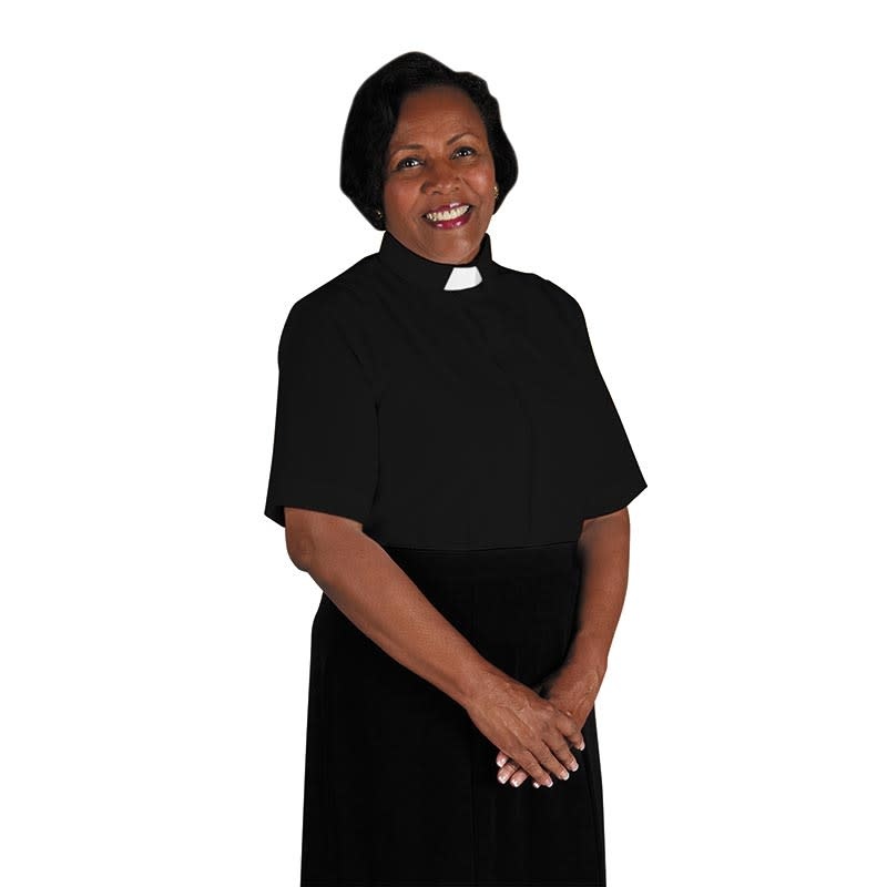 Women's Black Clergy Shirt Size Reilly's Church Supply & Gift Boutique