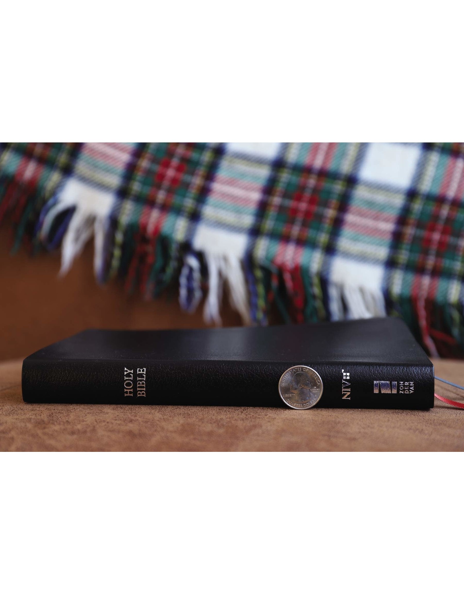 Zondervan NIV Thinline Bible, Black Bonded Leather