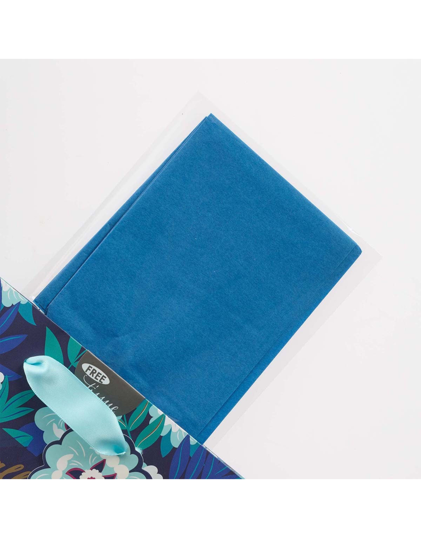 Christian Art Gifts Gift Bag - God Works for Good, Romans 8:28 (Medium)