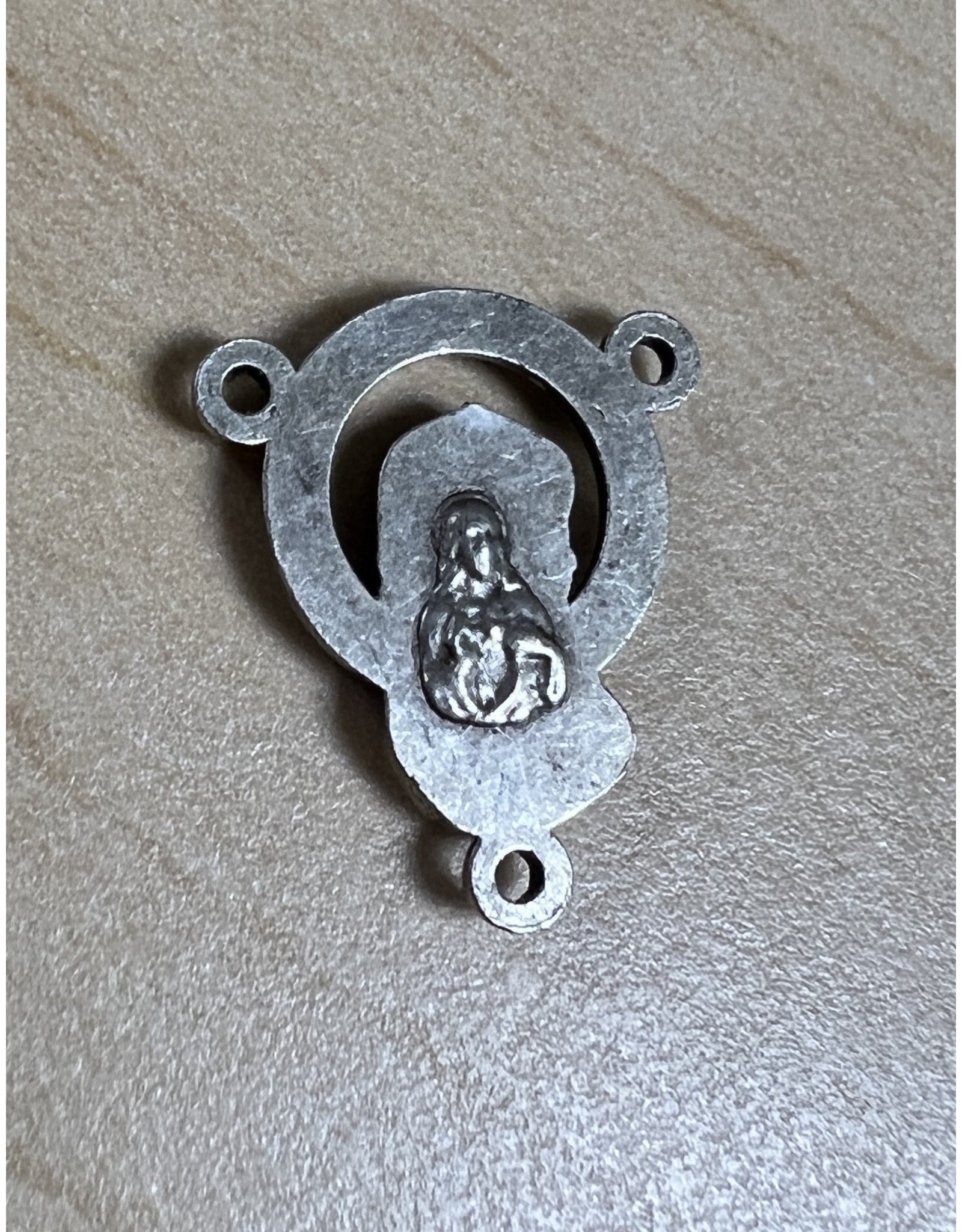 Religious Art Rosary Centerpiece - Mary with Stars, Silver