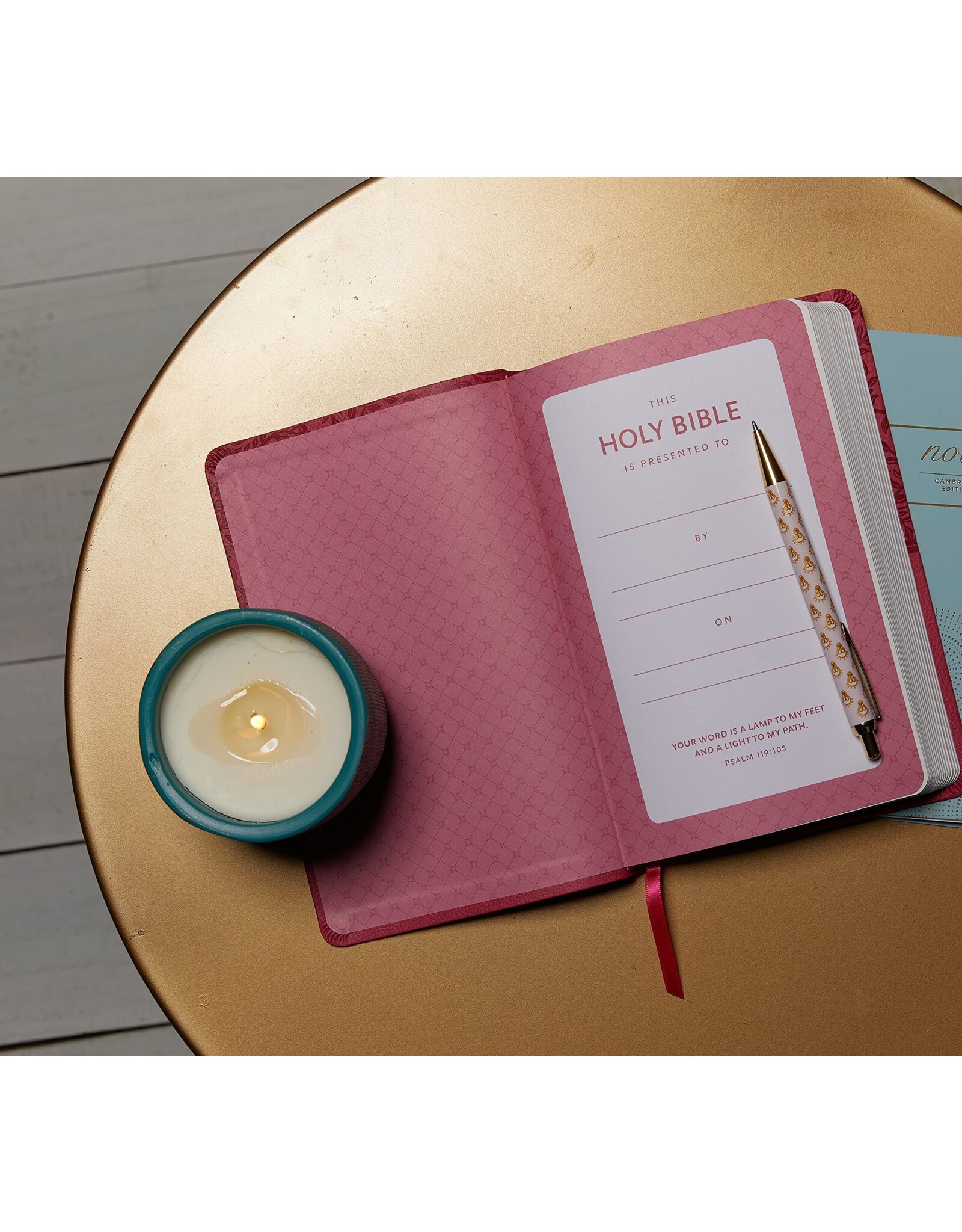 Thomas Nelson NKJV, Value Thinline Bible, Comfort Print, Imitation Leather, Pink