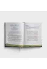 Dayspring PRAY: Daily Moments to Quiet Your Mind & Center Your Soul