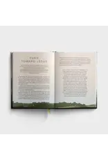 Dayspring PRAY: Daily Moments to Quiet Your Mind & Center Your Soul