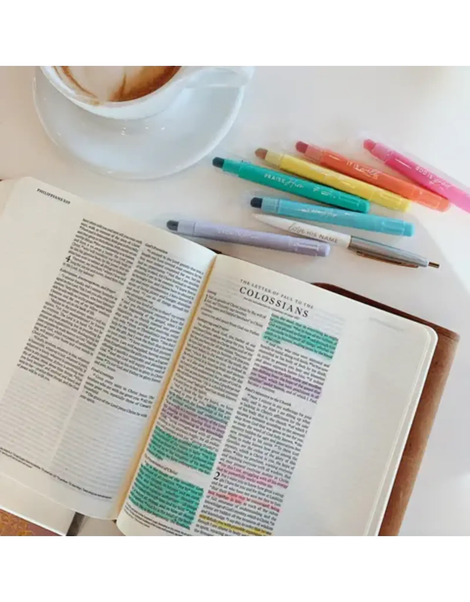 The Daily Grace Co. Bible Highlighter Set of 6, Pastel