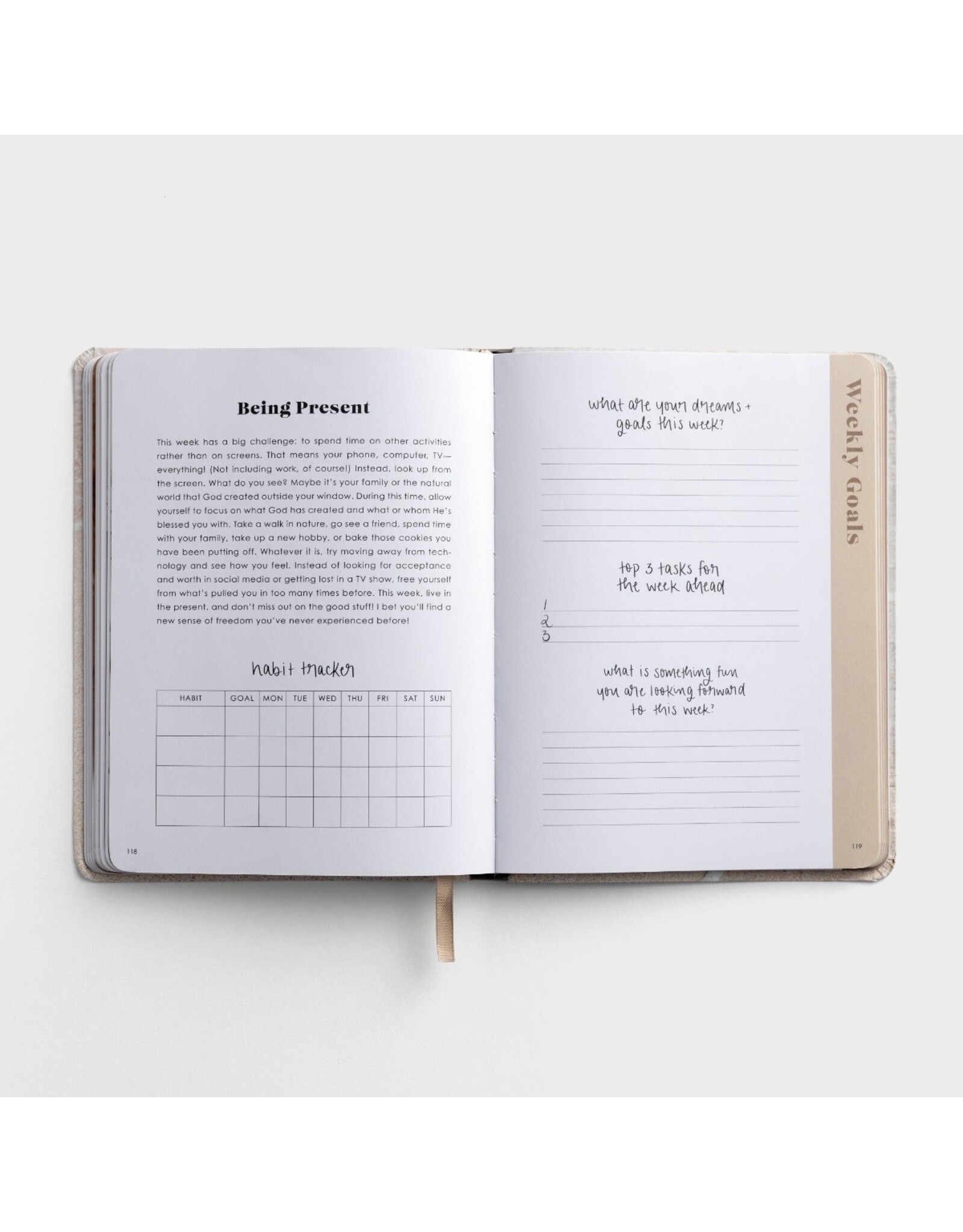 Dayspring You Are Strong & Courageous: Inspirational Productivity Journal