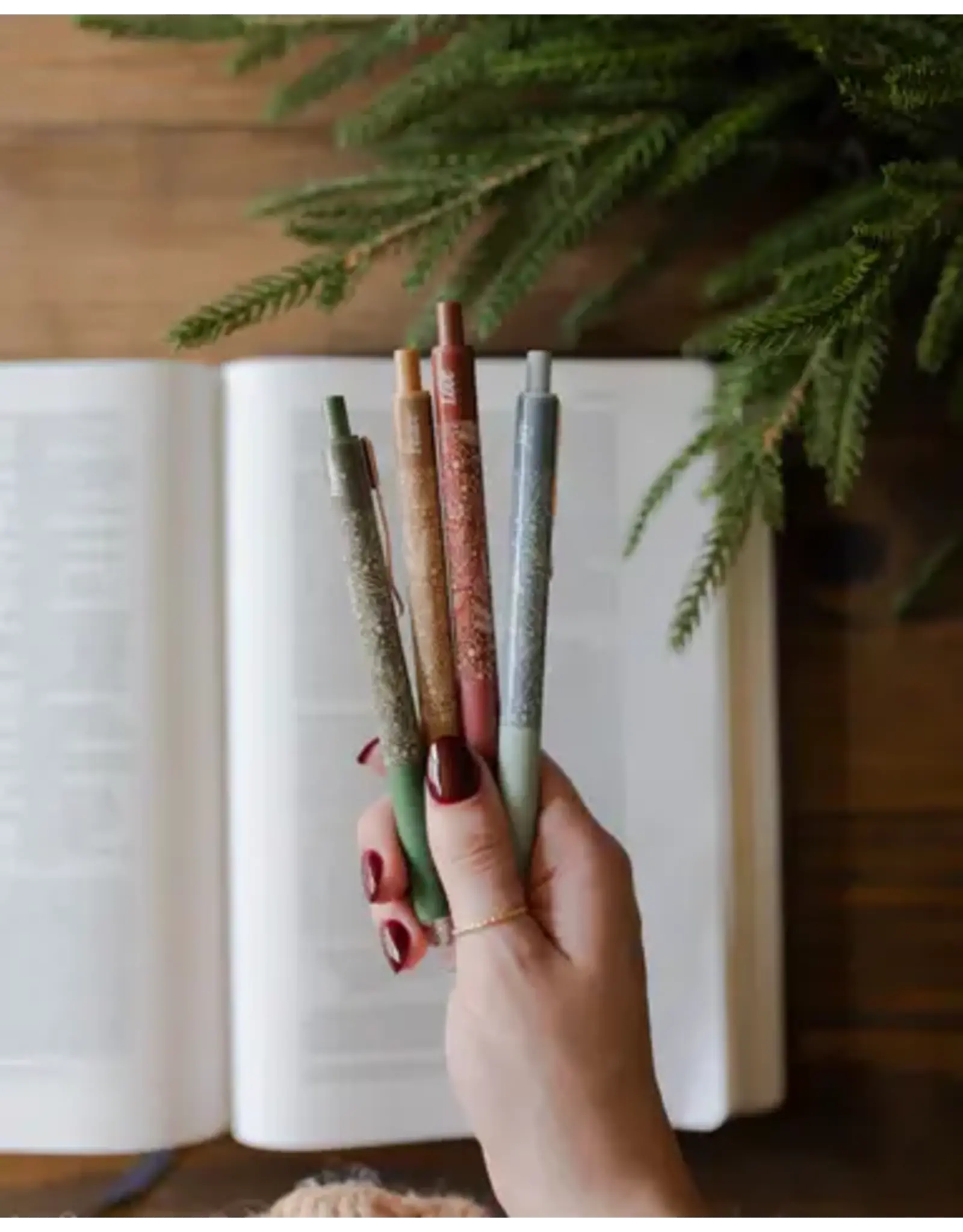 The Daily Grace Co. Advent Pen Set