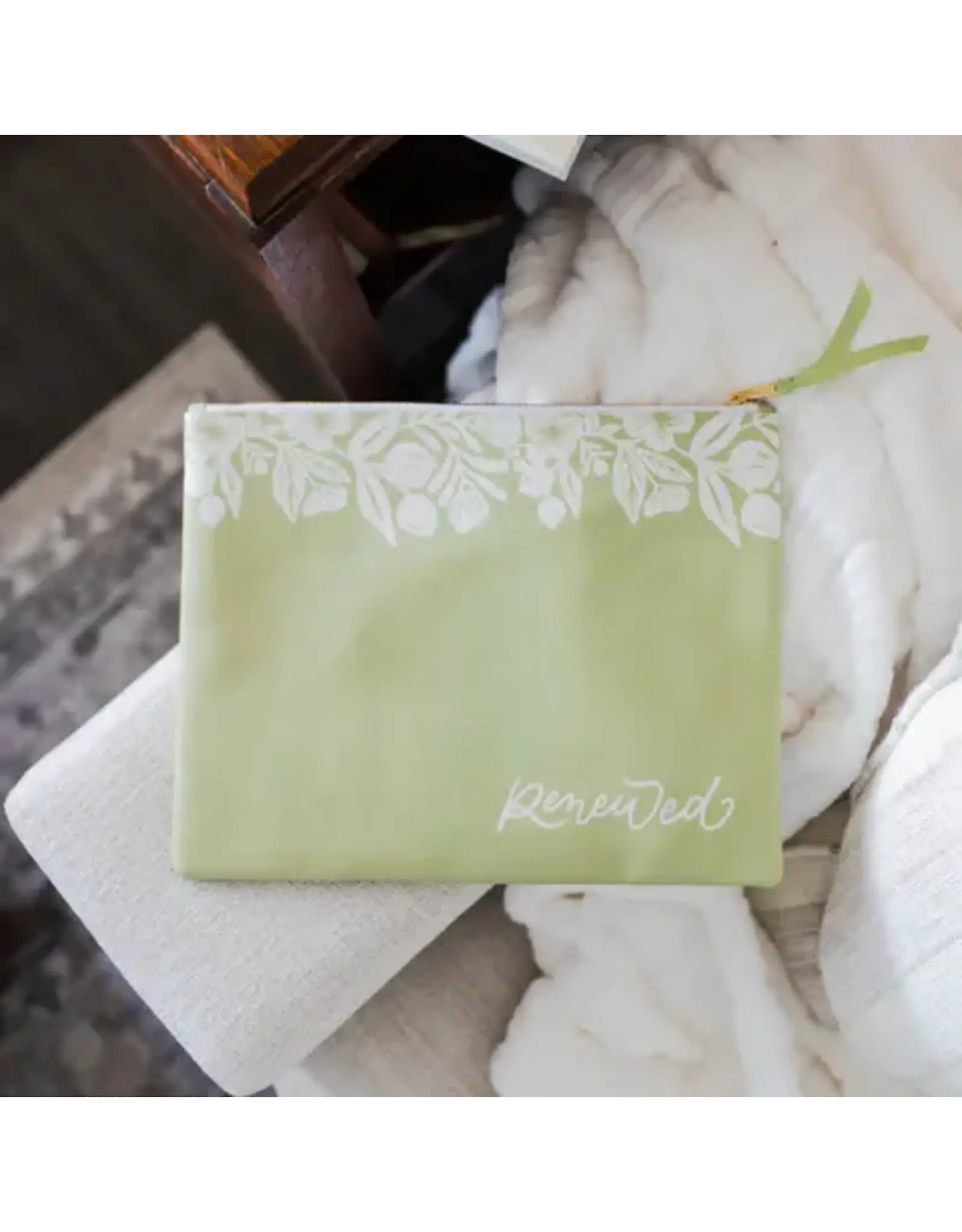 The Daily Grace Co. Renewed Carry all Pouch - Laurel Green