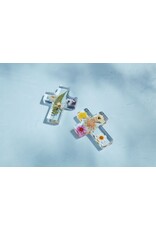 Mud Pie Dried Flower Cross,