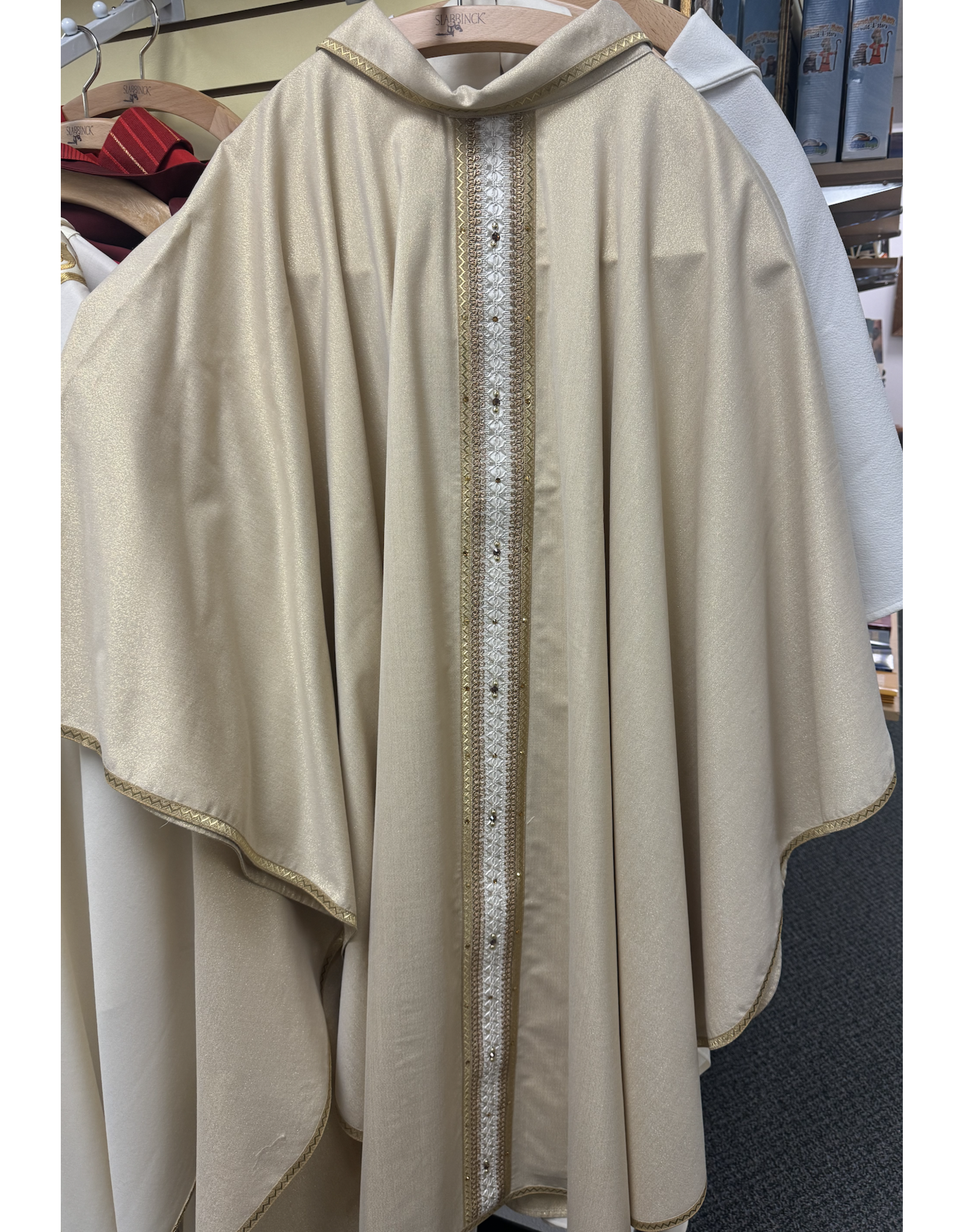 Gamma Chasuble, Ivory (85% Wool, 15% Lurex)