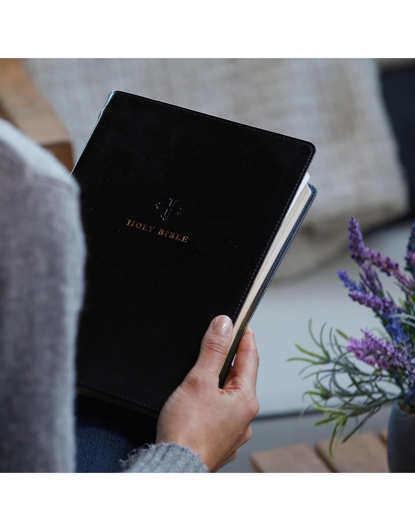 Catholic Bible Press NRSV Large-Print Catholic Bible, Leathersoft Black