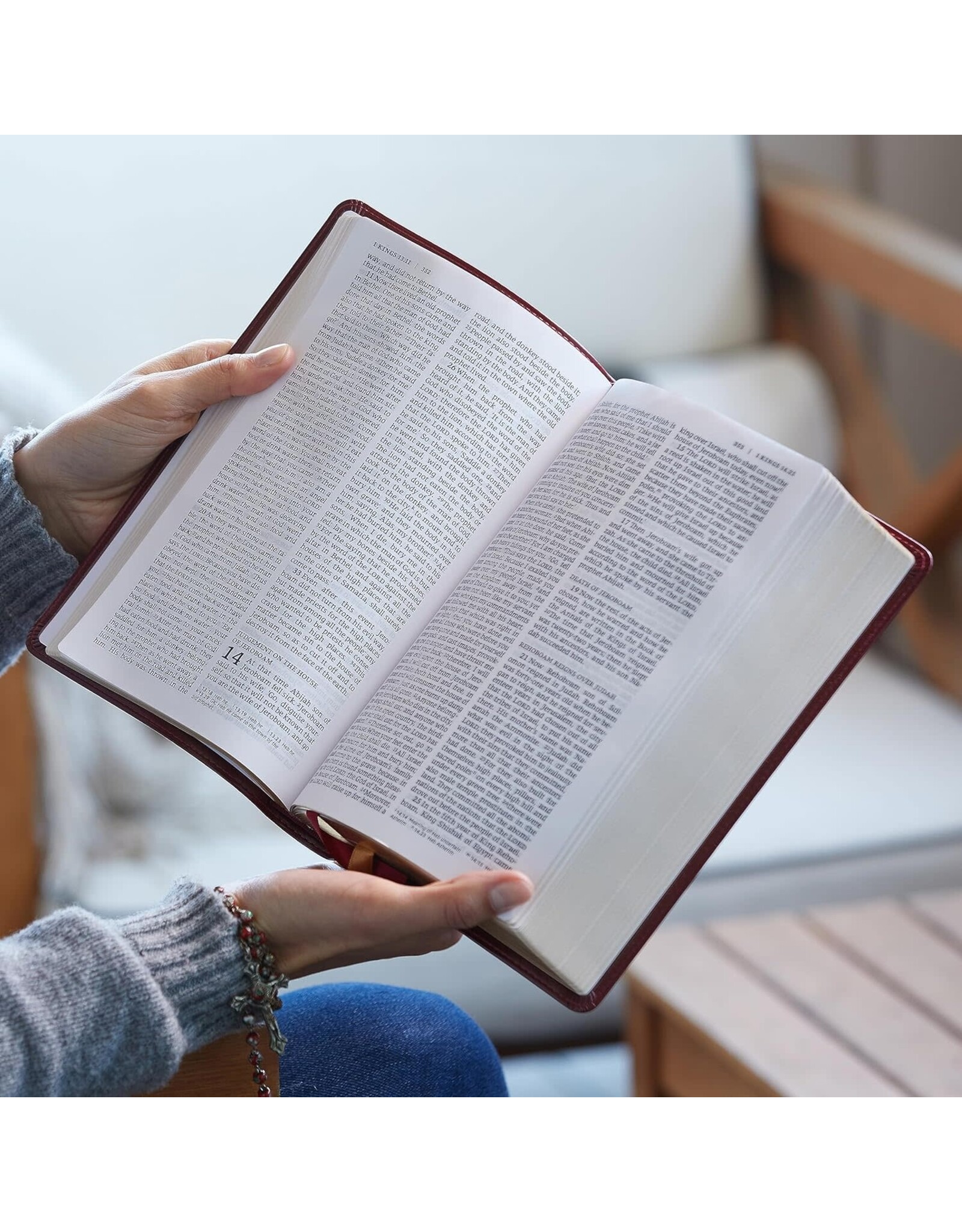 Catholic Bible Press NRSV Large-Print Catholic Bible, Leathersoft Brown