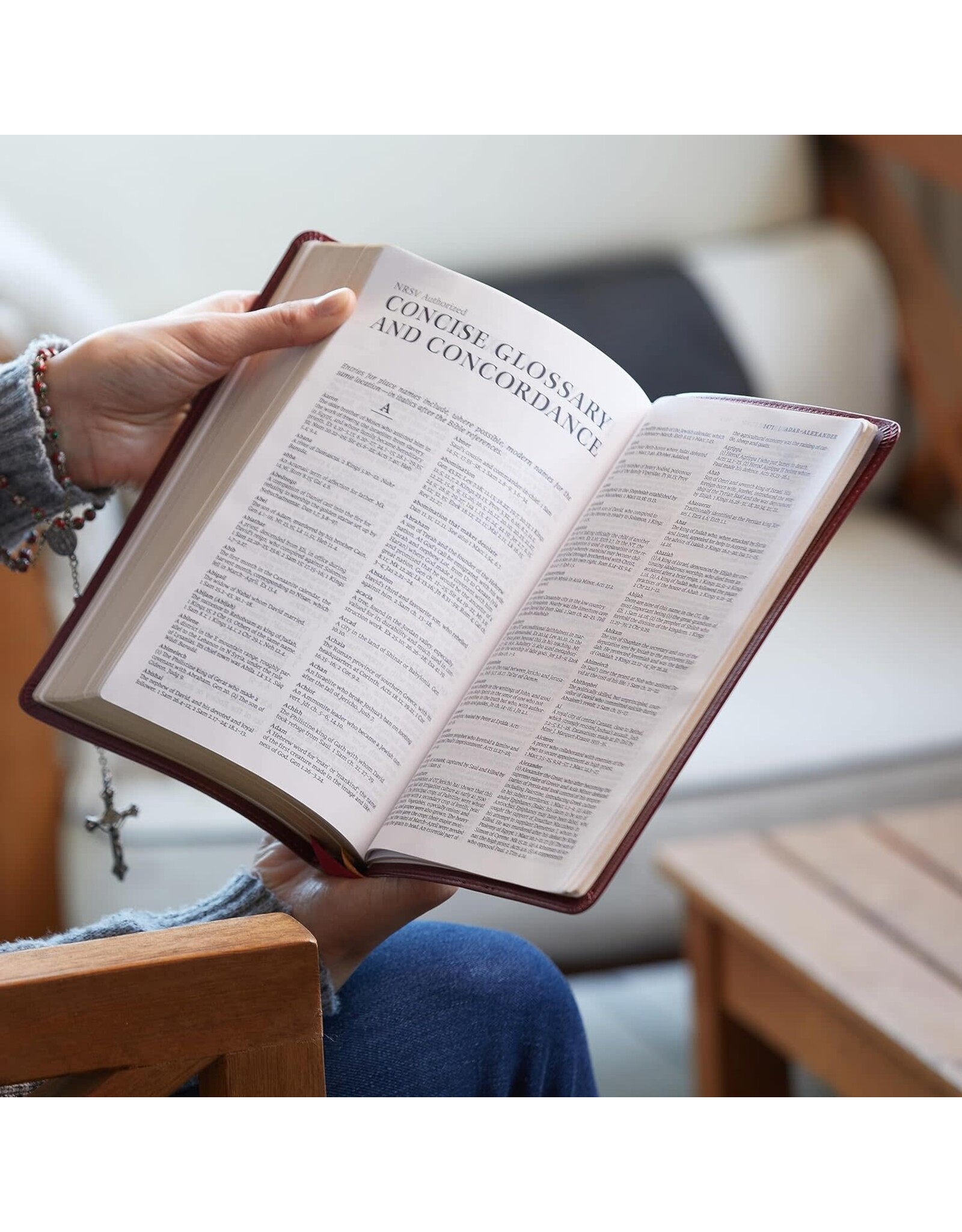 Catholic Bible Press NRSV Large-Print Catholic Bible, Leathersoft Brown