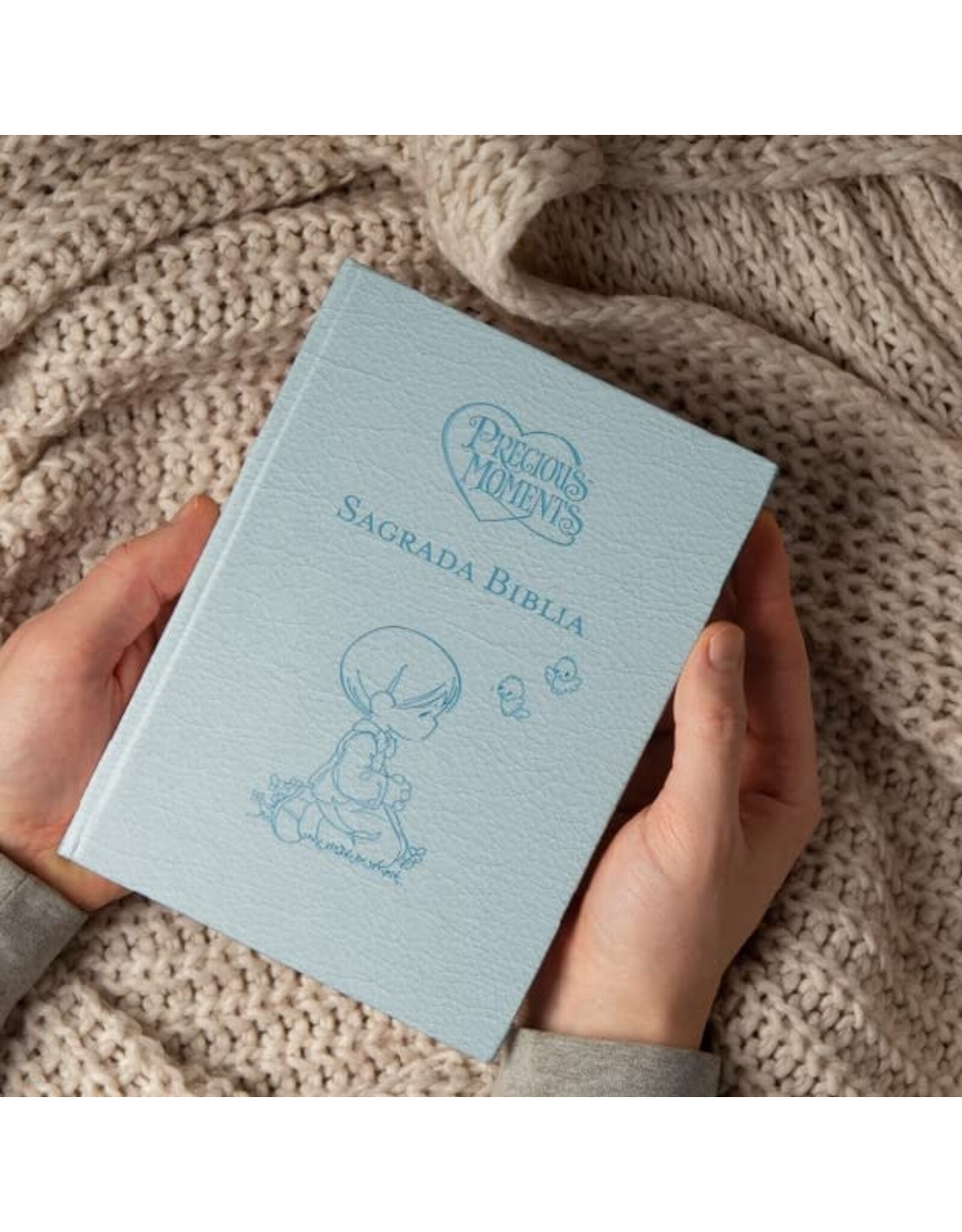 Catholic Bible Press Biblia Católica, Precious Moments(tm), Leathersoft, Azul Celeste, Comfort Print