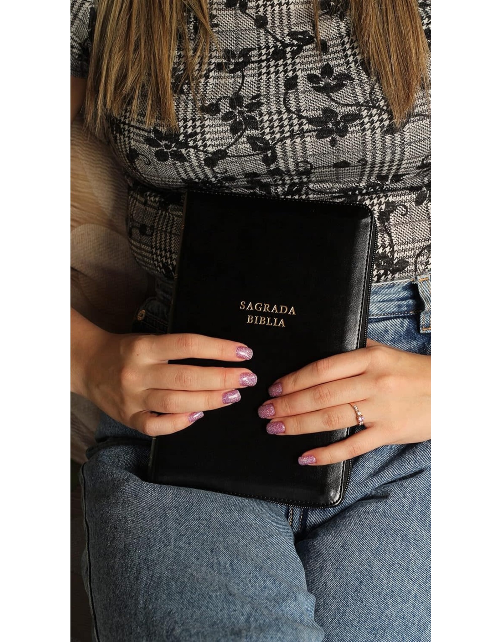 Catholic Bible Press Biblia Católica, Tamaño Personal, Leathersoft, Negra, Con Cierre, Comfort Print