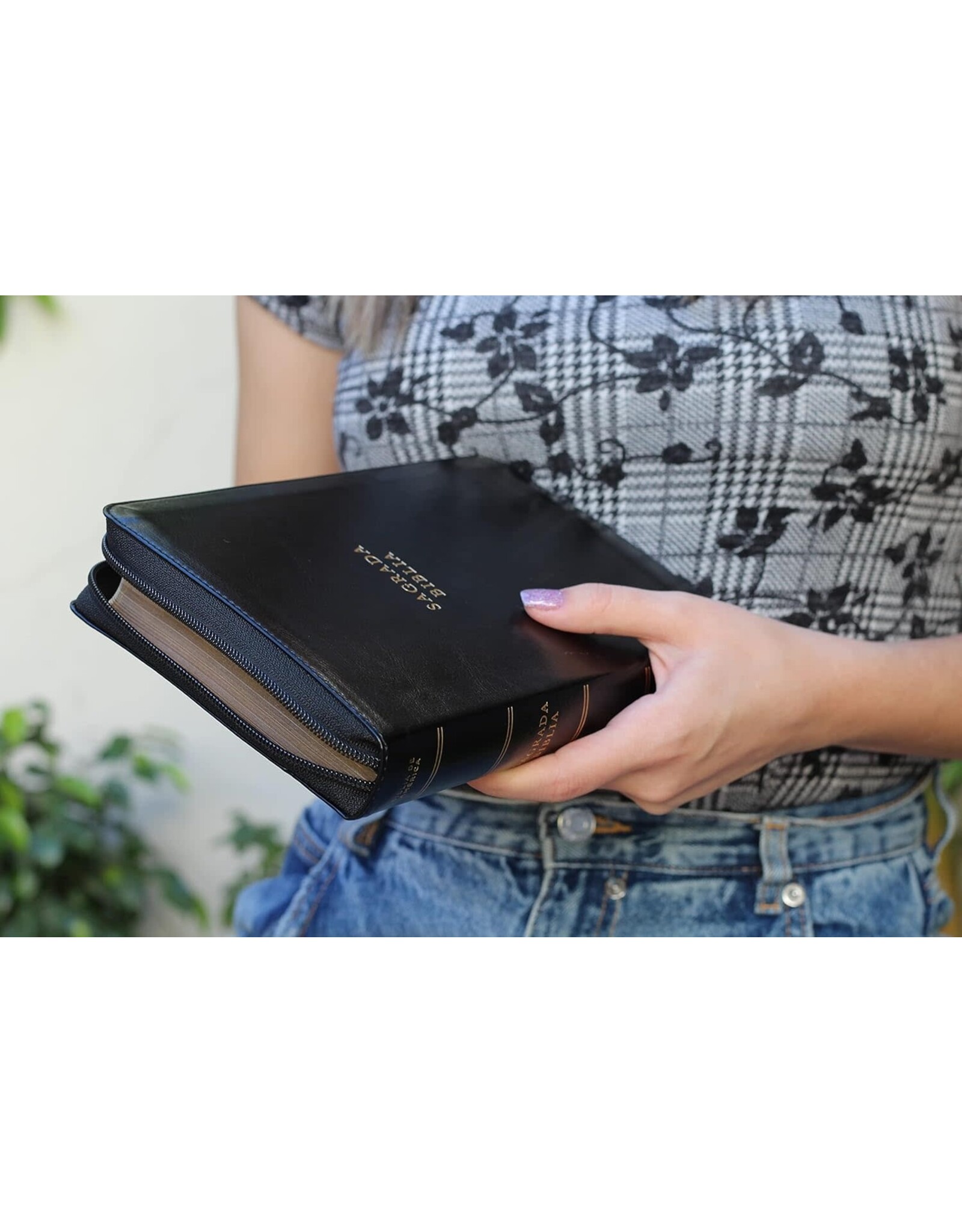 Catholic Bible Press Biblia Católica, Tamaño Personal, Leathersoft, Negra, Con Cierre, Comfort Print