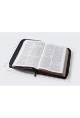 Catholic Bible Press Biblia Católica, Tamaño Personal, Leathersoft, Negra, Con Cierre, Comfort Print