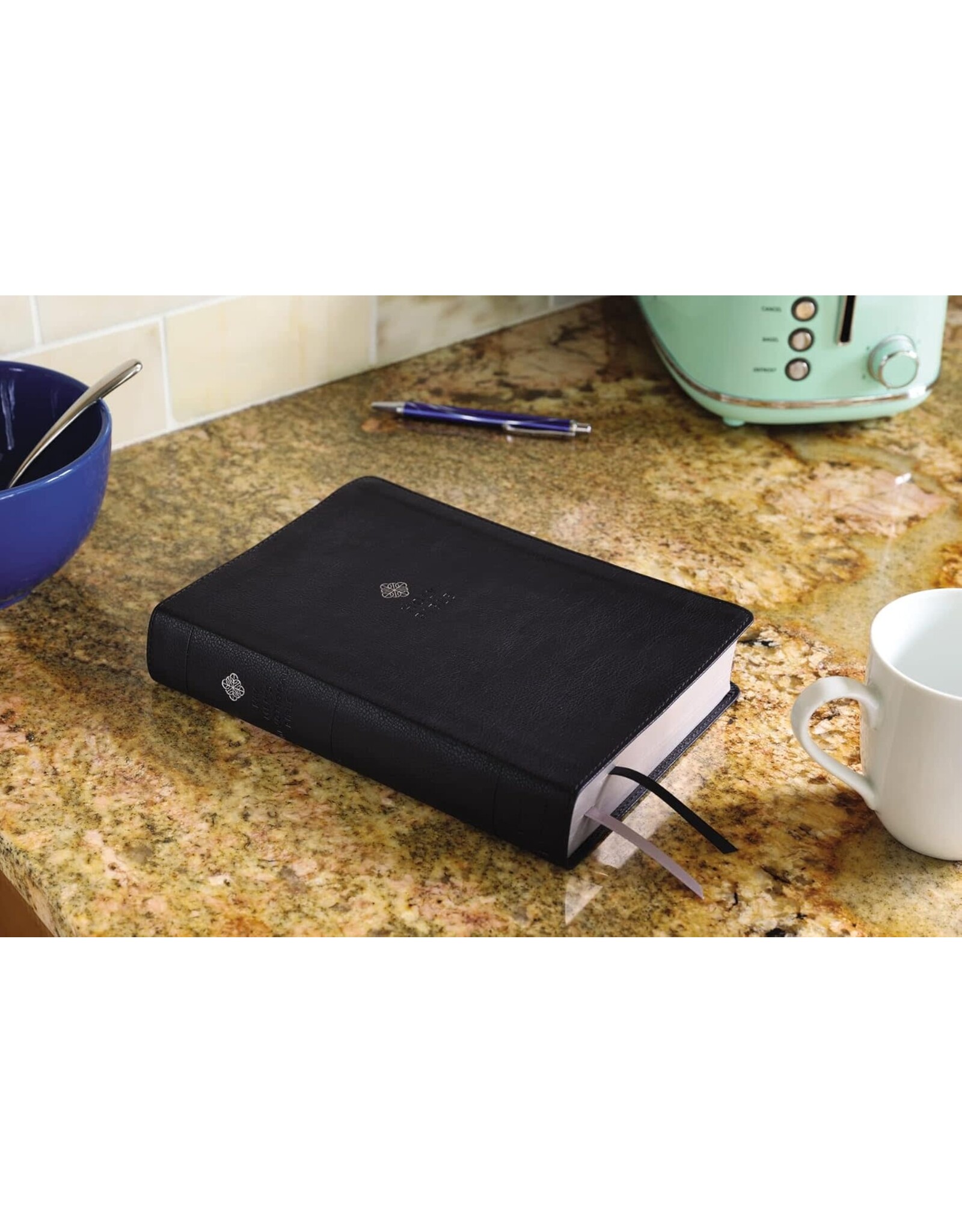 Zondervan NIV, Men's Devotional Bible, Leathersoft, Black, Large Print