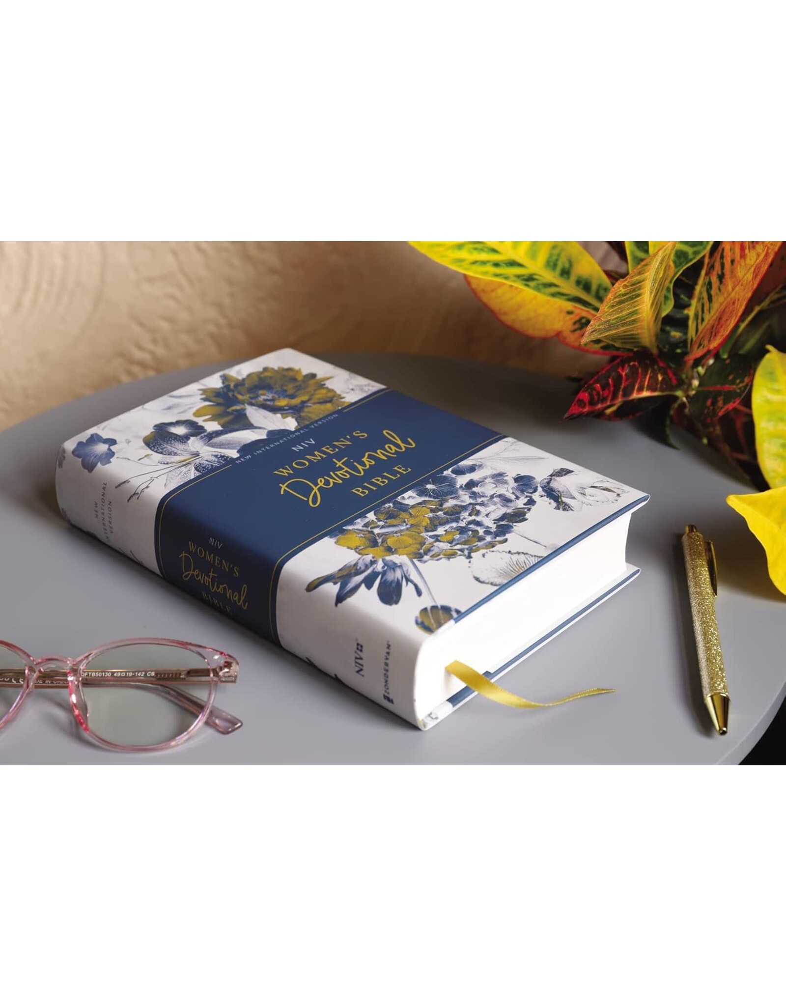 Zondervan NIV, Women's Devotional Bible,Hardcover, Comfort Print