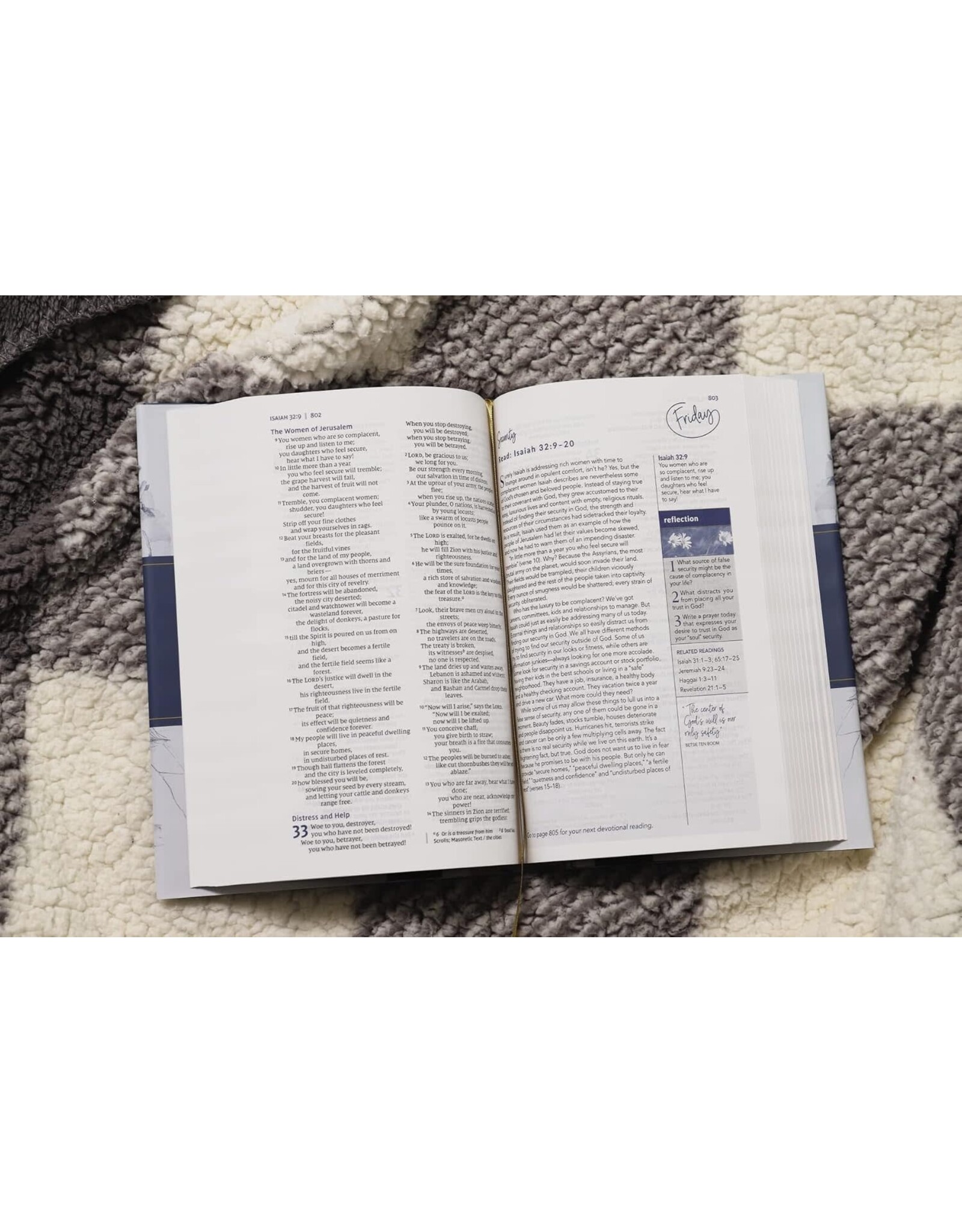 Zondervan NIV, Women's Devotional Bible,Hardcover, Comfort Print