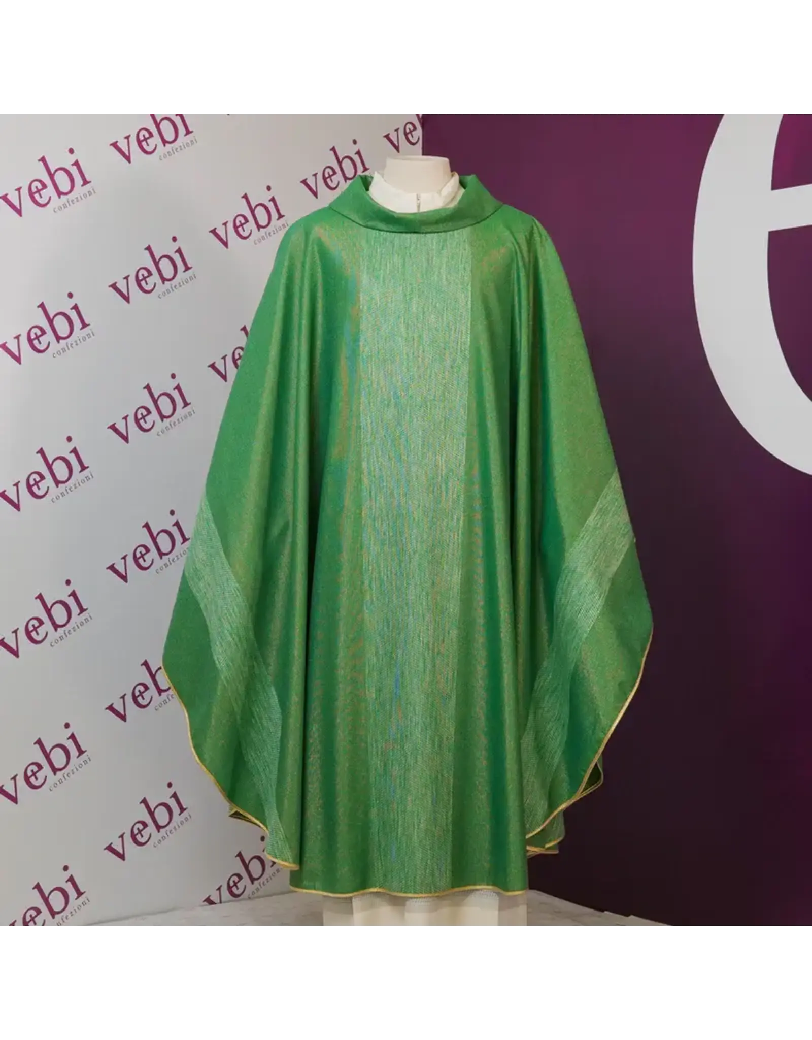 Vebi Chasuble, Wool/Silk, Green