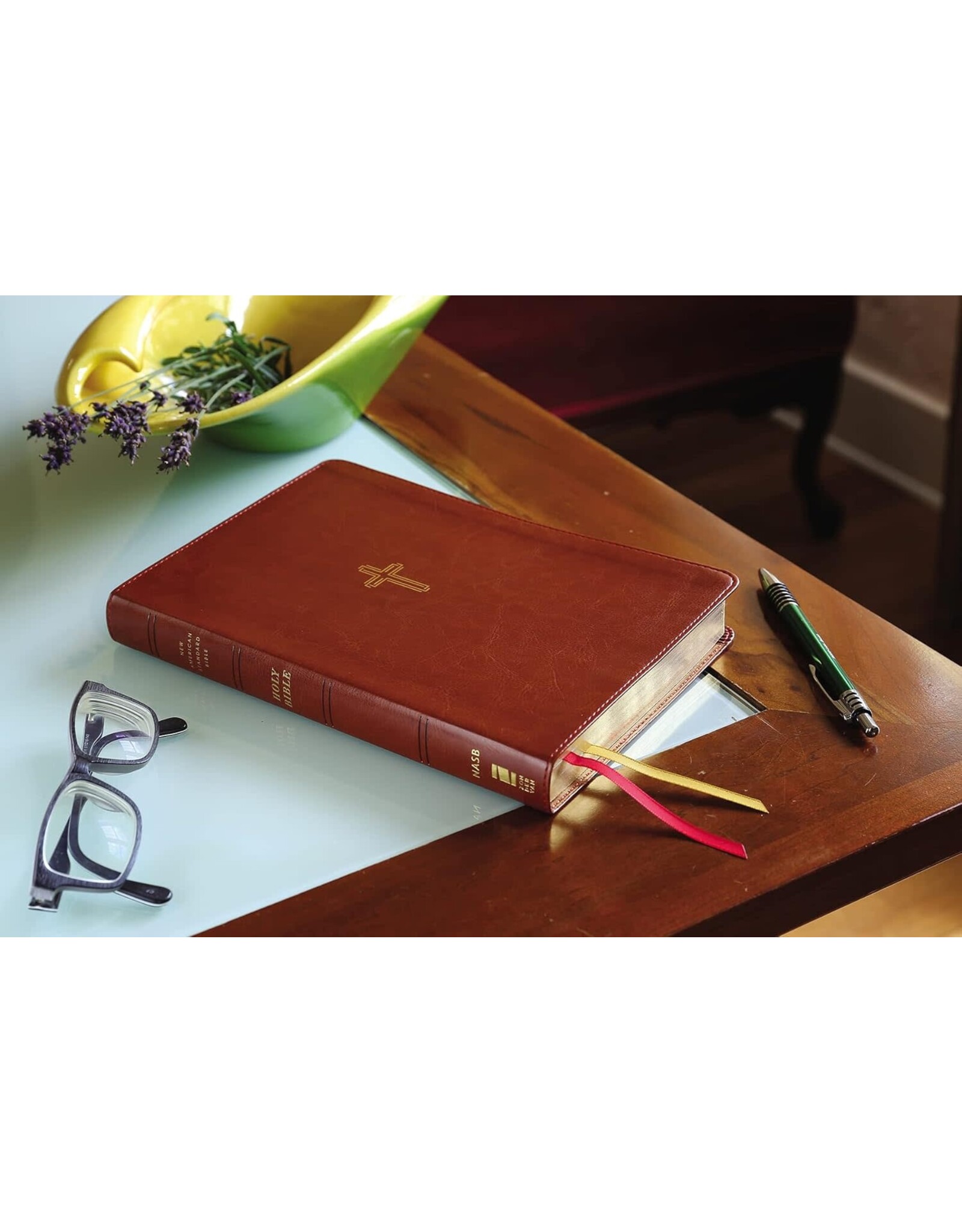 Zondervan NASB 1995 Text Large-Print Thinline Bible, Soft Leather-Look Brown (Indexed)