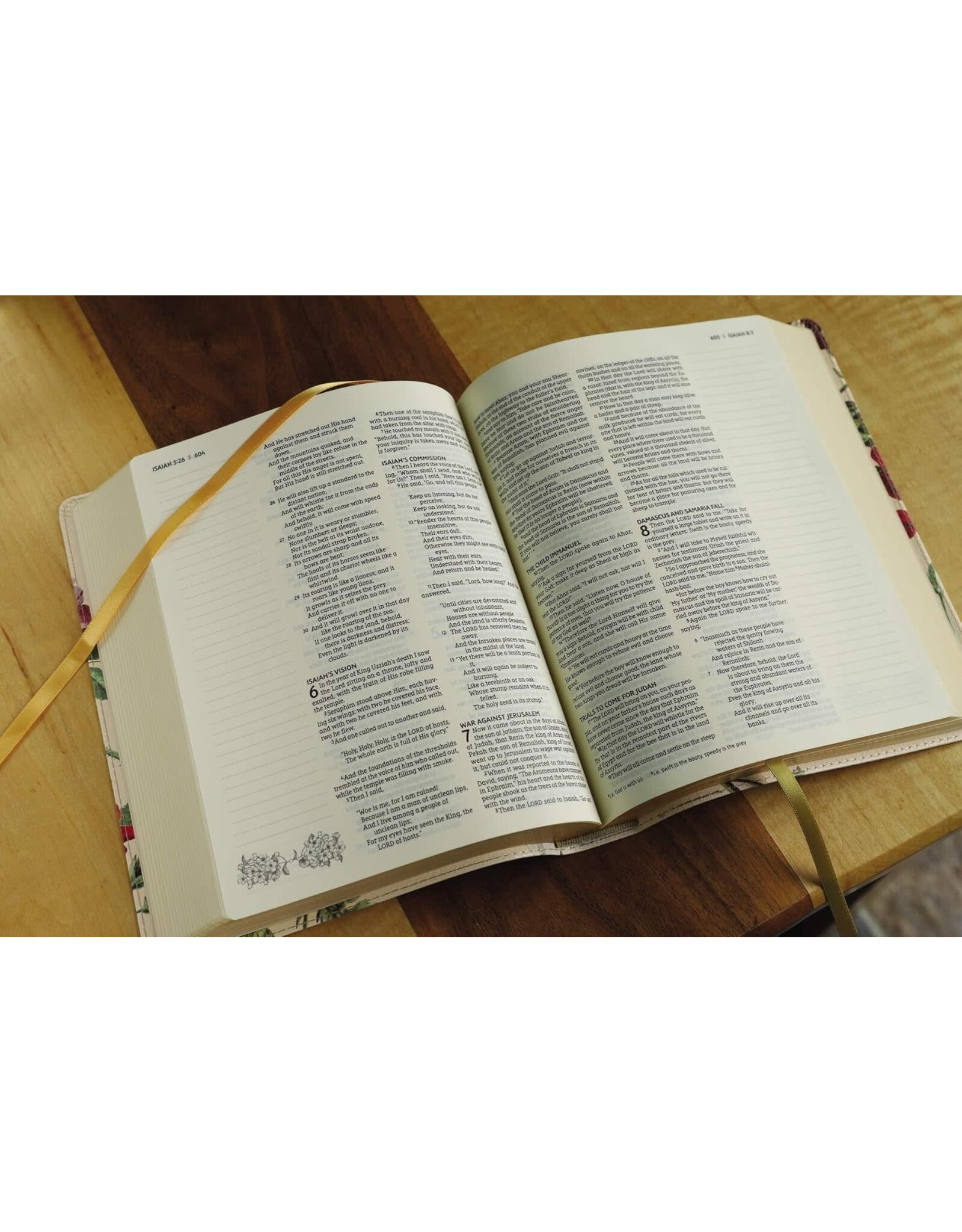 Zondervan NASB 1995 Text Artisan Collection Bible, Almond Floral