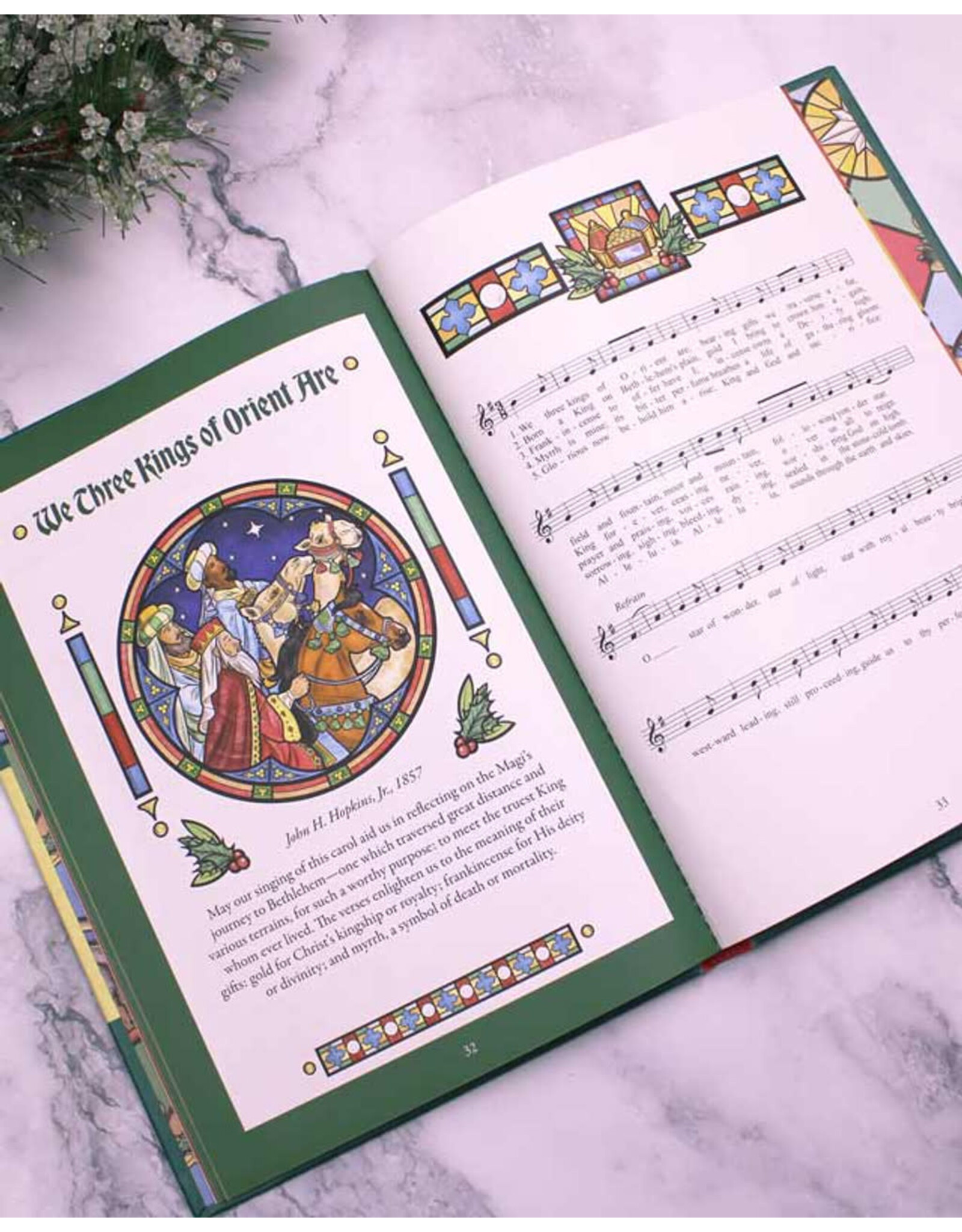 Tan Books (St. Benedict Press) Illustrated Classic Christmas Carols