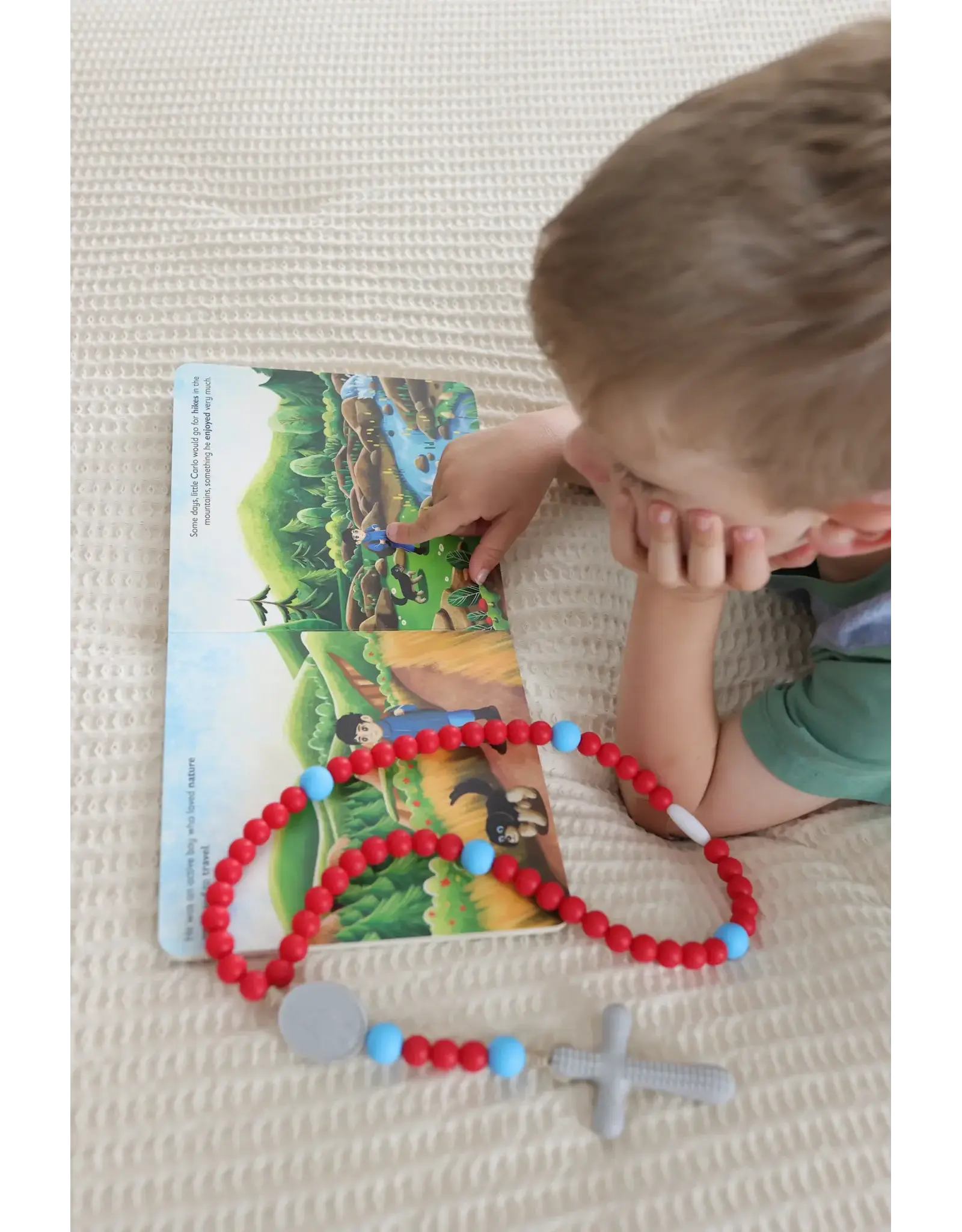 Chews Life Silicone Rosary - Carlo Acutis