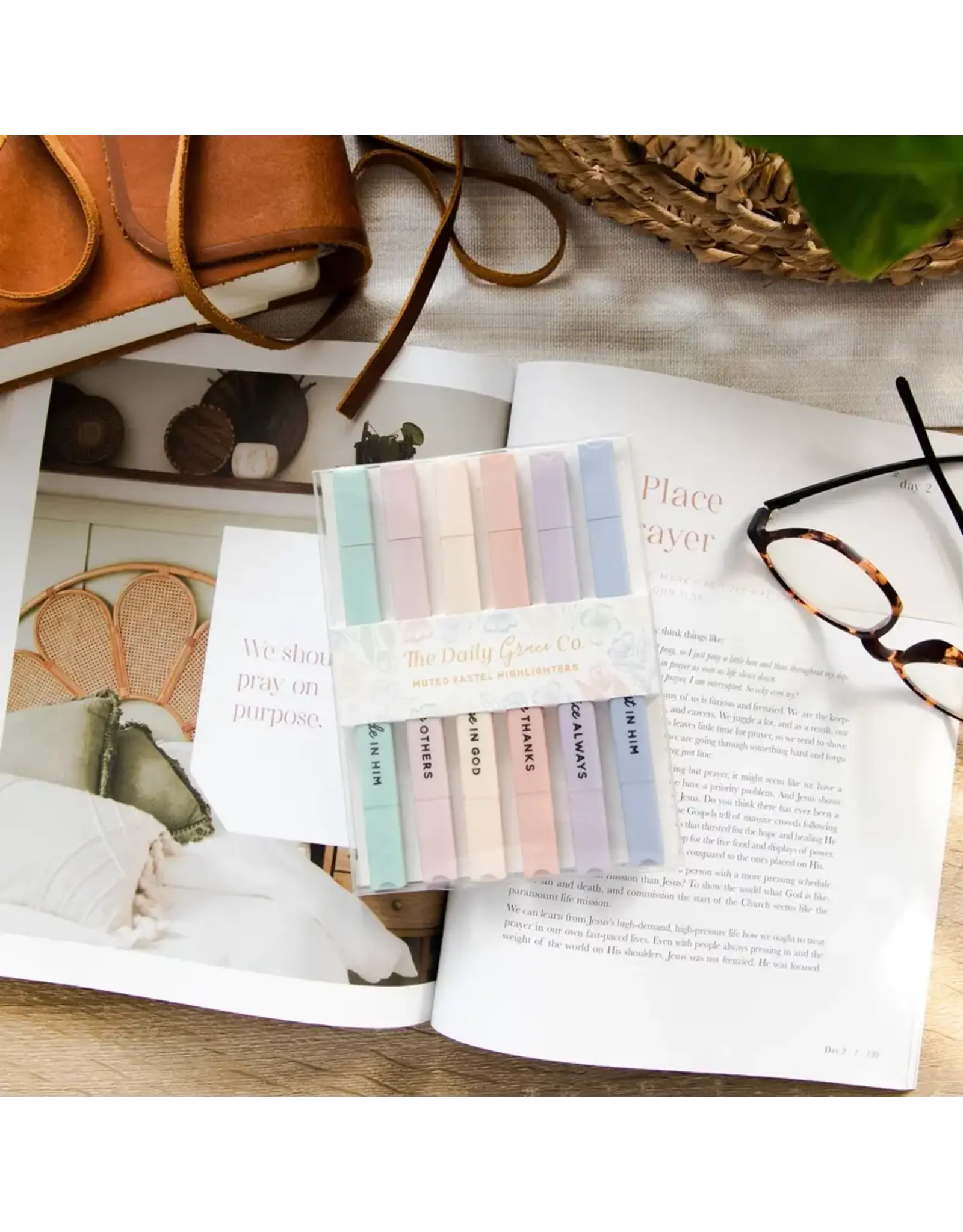 The Daily Grace Co. Bible Highlighter Set of 6, Muted Pastel