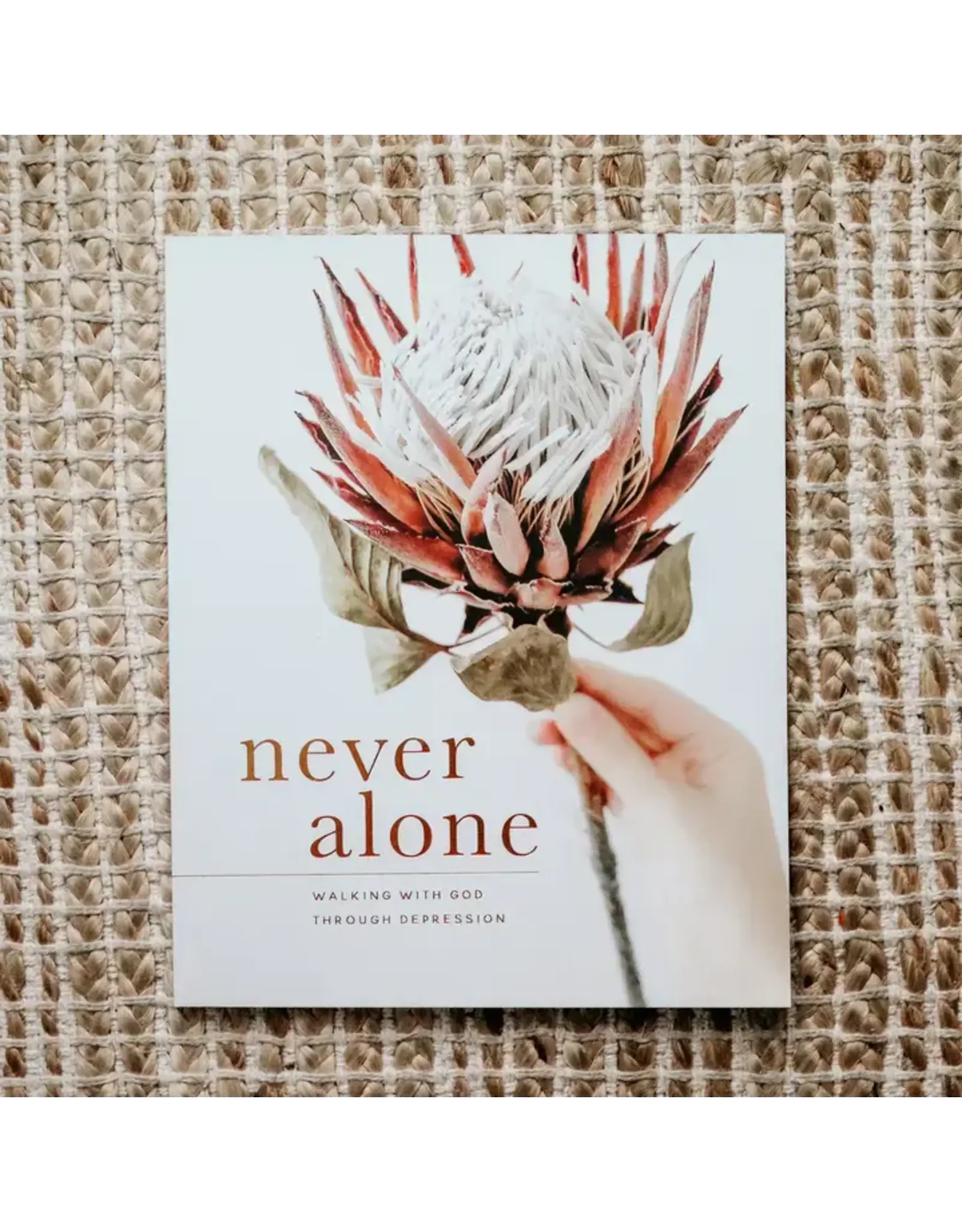 The Daily Grace Co. Never Alone: Walking with God Through Depression (4-Week Study)