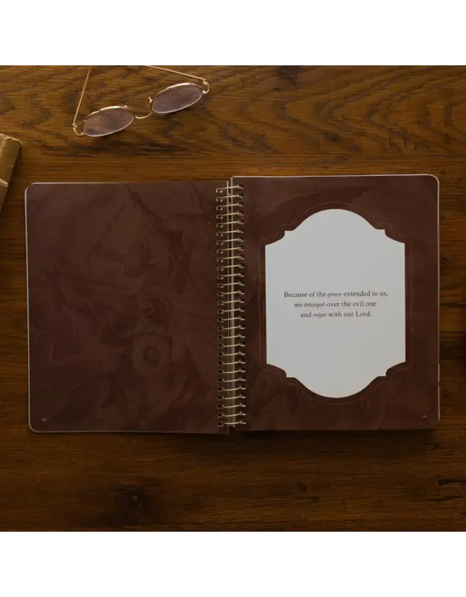 The Daily Grace Co. Revelation: End of Time and the Eternal King - Spiral