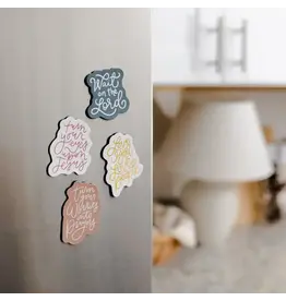 The Daily Grace Co. Magnet Set - Turn Your Eyes Upon Jesus