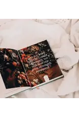 The Daily Grace Co. The Gospel Changes Everything | 365-Day Devotional